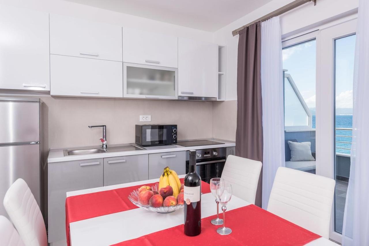 Apartments Poseidon Сресер Экстерьер фото
